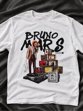 Bruno Mars Gildan White Graphic Short Sleeve Tee